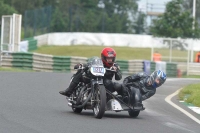 Mallory-park-Leicestershire;Mallory-park-photographs;Motorcycle-action-photographs;classic-bikes;event-digital-images;eventdigitalimages;mallory-park;no-limits-trackday;peter-wileman-photography;vintage-bikes;vintage-motorcycles;vmcc-festival-1000-bikes