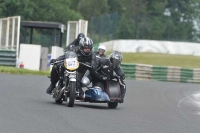 Mallory-park-Leicestershire;Mallory-park-photographs;Motorcycle-action-photographs;classic-bikes;event-digital-images;eventdigitalimages;mallory-park;no-limits-trackday;peter-wileman-photography;vintage-bikes;vintage-motorcycles;vmcc-festival-1000-bikes