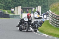 Mallory-park-Leicestershire;Mallory-park-photographs;Motorcycle-action-photographs;classic-bikes;event-digital-images;eventdigitalimages;mallory-park;no-limits-trackday;peter-wileman-photography;vintage-bikes;vintage-motorcycles;vmcc-festival-1000-bikes
