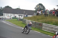 Mallory-park-Leicestershire;Mallory-park-photographs;Motorcycle-action-photographs;classic-bikes;event-digital-images;eventdigitalimages;mallory-park;no-limits-trackday;peter-wileman-photography;vintage-bikes;vintage-motorcycles;vmcc-festival-1000-bikes