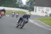 Mallory-park-Leicestershire;Mallory-park-photographs;Motorcycle-action-photographs;classic-bikes;event-digital-images;eventdigitalimages;mallory-park;no-limits-trackday;peter-wileman-photography;vintage-bikes;vintage-motorcycles;vmcc-festival-1000-bikes