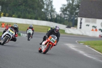 Mallory-park-Leicestershire;Mallory-park-photographs;Motorcycle-action-photographs;classic-bikes;event-digital-images;eventdigitalimages;mallory-park;no-limits-trackday;peter-wileman-photography;vintage-bikes;vintage-motorcycles;vmcc-festival-1000-bikes