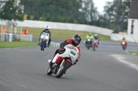 Mallory-park-Leicestershire;Mallory-park-photographs;Motorcycle-action-photographs;classic-bikes;event-digital-images;eventdigitalimages;mallory-park;no-limits-trackday;peter-wileman-photography;vintage-bikes;vintage-motorcycles;vmcc-festival-1000-bikes