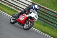 Mallory-park-Leicestershire;Mallory-park-photographs;Motorcycle-action-photographs;classic-bikes;event-digital-images;eventdigitalimages;mallory-park;no-limits-trackday;peter-wileman-photography;vintage-bikes;vintage-motorcycles;vmcc-festival-1000-bikes