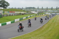 Mallory-park-Leicestershire;Mallory-park-photographs;Motorcycle-action-photographs;classic-bikes;event-digital-images;eventdigitalimages;mallory-park;no-limits-trackday;peter-wileman-photography;vintage-bikes;vintage-motorcycles;vmcc-festival-1000-bikes