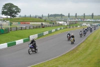 Mallory-park-Leicestershire;Mallory-park-photographs;Motorcycle-action-photographs;classic-bikes;event-digital-images;eventdigitalimages;mallory-park;no-limits-trackday;peter-wileman-photography;vintage-bikes;vintage-motorcycles;vmcc-festival-1000-bikes