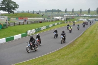 Mallory-park-Leicestershire;Mallory-park-photographs;Motorcycle-action-photographs;classic-bikes;event-digital-images;eventdigitalimages;mallory-park;no-limits-trackday;peter-wileman-photography;vintage-bikes;vintage-motorcycles;vmcc-festival-1000-bikes