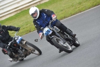 Mallory-park-Leicestershire;Mallory-park-photographs;Motorcycle-action-photographs;classic-bikes;event-digital-images;eventdigitalimages;mallory-park;no-limits-trackday;peter-wileman-photography;vintage-bikes;vintage-motorcycles;vmcc-festival-1000-bikes