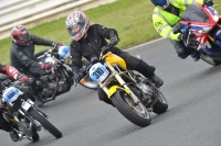 Mallory-park-Leicestershire;Mallory-park-photographs;Motorcycle-action-photographs;classic-bikes;event-digital-images;eventdigitalimages;mallory-park;no-limits-trackday;peter-wileman-photography;vintage-bikes;vintage-motorcycles;vmcc-festival-1000-bikes