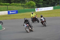 Mallory-park-Leicestershire;Mallory-park-photographs;Motorcycle-action-photographs;classic-bikes;event-digital-images;eventdigitalimages;mallory-park;no-limits-trackday;peter-wileman-photography;vintage-bikes;vintage-motorcycles;vmcc-festival-1000-bikes