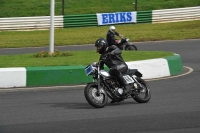 Mallory-park-Leicestershire;Mallory-park-photographs;Motorcycle-action-photographs;classic-bikes;event-digital-images;eventdigitalimages;mallory-park;no-limits-trackday;peter-wileman-photography;vintage-bikes;vintage-motorcycles;vmcc-festival-1000-bikes