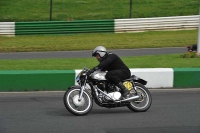 Mallory-park-Leicestershire;Mallory-park-photographs;Motorcycle-action-photographs;classic-bikes;event-digital-images;eventdigitalimages;mallory-park;no-limits-trackday;peter-wileman-photography;vintage-bikes;vintage-motorcycles;vmcc-festival-1000-bikes