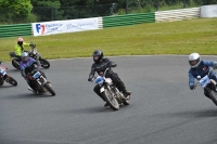 Mallory-park-Leicestershire;Mallory-park-photographs;Motorcycle-action-photographs;classic-bikes;event-digital-images;eventdigitalimages;mallory-park;no-limits-trackday;peter-wileman-photography;vintage-bikes;vintage-motorcycles;vmcc-festival-1000-bikes