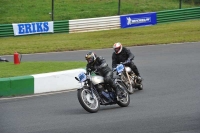 Mallory-park-Leicestershire;Mallory-park-photographs;Motorcycle-action-photographs;classic-bikes;event-digital-images;eventdigitalimages;mallory-park;no-limits-trackday;peter-wileman-photography;vintage-bikes;vintage-motorcycles;vmcc-festival-1000-bikes