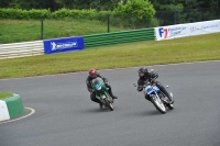 Mallory-park-Leicestershire;Mallory-park-photographs;Motorcycle-action-photographs;classic-bikes;event-digital-images;eventdigitalimages;mallory-park;no-limits-trackday;peter-wileman-photography;vintage-bikes;vintage-motorcycles;vmcc-festival-1000-bikes
