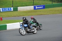 Mallory-park-Leicestershire;Mallory-park-photographs;Motorcycle-action-photographs;classic-bikes;event-digital-images;eventdigitalimages;mallory-park;no-limits-trackday;peter-wileman-photography;vintage-bikes;vintage-motorcycles;vmcc-festival-1000-bikes