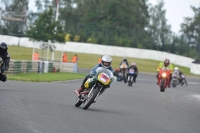 Mallory-park-Leicestershire;Mallory-park-photographs;Motorcycle-action-photographs;classic-bikes;event-digital-images;eventdigitalimages;mallory-park;no-limits-trackday;peter-wileman-photography;vintage-bikes;vintage-motorcycles;vmcc-festival-1000-bikes