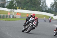 Mallory-park-Leicestershire;Mallory-park-photographs;Motorcycle-action-photographs;classic-bikes;event-digital-images;eventdigitalimages;mallory-park;no-limits-trackday;peter-wileman-photography;vintage-bikes;vintage-motorcycles;vmcc-festival-1000-bikes