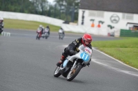 Mallory-park-Leicestershire;Mallory-park-photographs;Motorcycle-action-photographs;classic-bikes;event-digital-images;eventdigitalimages;mallory-park;no-limits-trackday;peter-wileman-photography;vintage-bikes;vintage-motorcycles;vmcc-festival-1000-bikes