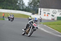 Mallory-park-Leicestershire;Mallory-park-photographs;Motorcycle-action-photographs;classic-bikes;event-digital-images;eventdigitalimages;mallory-park;no-limits-trackday;peter-wileman-photography;vintage-bikes;vintage-motorcycles;vmcc-festival-1000-bikes