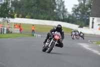 Mallory-park-Leicestershire;Mallory-park-photographs;Motorcycle-action-photographs;classic-bikes;event-digital-images;eventdigitalimages;mallory-park;no-limits-trackday;peter-wileman-photography;vintage-bikes;vintage-motorcycles;vmcc-festival-1000-bikes