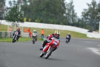 Mallory-park-Leicestershire;Mallory-park-photographs;Motorcycle-action-photographs;classic-bikes;event-digital-images;eventdigitalimages;mallory-park;no-limits-trackday;peter-wileman-photography;vintage-bikes;vintage-motorcycles;vmcc-festival-1000-bikes