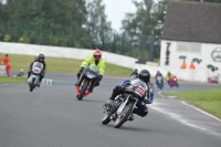 Mallory-park-Leicestershire;Mallory-park-photographs;Motorcycle-action-photographs;classic-bikes;event-digital-images;eventdigitalimages;mallory-park;no-limits-trackday;peter-wileman-photography;vintage-bikes;vintage-motorcycles;vmcc-festival-1000-bikes