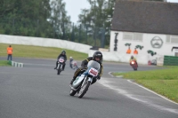 Mallory-park-Leicestershire;Mallory-park-photographs;Motorcycle-action-photographs;classic-bikes;event-digital-images;eventdigitalimages;mallory-park;no-limits-trackday;peter-wileman-photography;vintage-bikes;vintage-motorcycles;vmcc-festival-1000-bikes