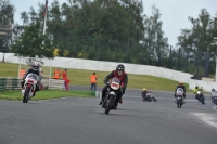 Mallory-park-Leicestershire;Mallory-park-photographs;Motorcycle-action-photographs;classic-bikes;event-digital-images;eventdigitalimages;mallory-park;no-limits-trackday;peter-wileman-photography;vintage-bikes;vintage-motorcycles;vmcc-festival-1000-bikes