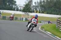 Mallory-park-Leicestershire;Mallory-park-photographs;Motorcycle-action-photographs;classic-bikes;event-digital-images;eventdigitalimages;mallory-park;no-limits-trackday;peter-wileman-photography;vintage-bikes;vintage-motorcycles;vmcc-festival-1000-bikes
