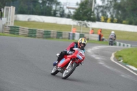 Mallory-park-Leicestershire;Mallory-park-photographs;Motorcycle-action-photographs;classic-bikes;event-digital-images;eventdigitalimages;mallory-park;no-limits-trackday;peter-wileman-photography;vintage-bikes;vintage-motorcycles;vmcc-festival-1000-bikes