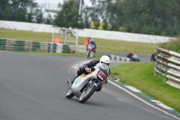 Mallory-park-Leicestershire;Mallory-park-photographs;Motorcycle-action-photographs;classic-bikes;event-digital-images;eventdigitalimages;mallory-park;no-limits-trackday;peter-wileman-photography;vintage-bikes;vintage-motorcycles;vmcc-festival-1000-bikes