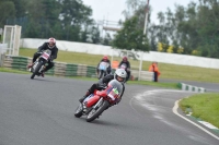 Mallory-park-Leicestershire;Mallory-park-photographs;Motorcycle-action-photographs;classic-bikes;event-digital-images;eventdigitalimages;mallory-park;no-limits-trackday;peter-wileman-photography;vintage-bikes;vintage-motorcycles;vmcc-festival-1000-bikes