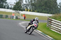 Mallory-park-Leicestershire;Mallory-park-photographs;Motorcycle-action-photographs;classic-bikes;event-digital-images;eventdigitalimages;mallory-park;no-limits-trackday;peter-wileman-photography;vintage-bikes;vintage-motorcycles;vmcc-festival-1000-bikes