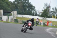 Mallory-park-Leicestershire;Mallory-park-photographs;Motorcycle-action-photographs;classic-bikes;event-digital-images;eventdigitalimages;mallory-park;no-limits-trackday;peter-wileman-photography;vintage-bikes;vintage-motorcycles;vmcc-festival-1000-bikes