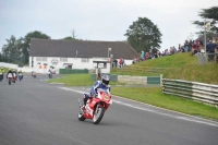 Mallory-park-Leicestershire;Mallory-park-photographs;Motorcycle-action-photographs;classic-bikes;event-digital-images;eventdigitalimages;mallory-park;no-limits-trackday;peter-wileman-photography;vintage-bikes;vintage-motorcycles;vmcc-festival-1000-bikes