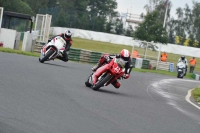 Mallory-park-Leicestershire;Mallory-park-photographs;Motorcycle-action-photographs;classic-bikes;event-digital-images;eventdigitalimages;mallory-park;no-limits-trackday;peter-wileman-photography;vintage-bikes;vintage-motorcycles;vmcc-festival-1000-bikes