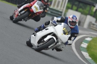 Mallory-park-Leicestershire;Mallory-park-photographs;Motorcycle-action-photographs;classic-bikes;event-digital-images;eventdigitalimages;mallory-park;no-limits-trackday;peter-wileman-photography;vintage-bikes;vintage-motorcycles;vmcc-festival-1000-bikes