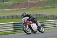 Mallory-park-Leicestershire;Mallory-park-photographs;Motorcycle-action-photographs;classic-bikes;event-digital-images;eventdigitalimages;mallory-park;no-limits-trackday;peter-wileman-photography;vintage-bikes;vintage-motorcycles;vmcc-festival-1000-bikes