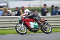 Mallory-park-Leicestershire;Mallory-park-photographs;Motorcycle-action-photographs;classic-bikes;event-digital-images;eventdigitalimages;mallory-park;no-limits-trackday;peter-wileman-photography;vintage-bikes;vintage-motorcycles;vmcc-festival-1000-bikes