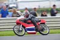 Mallory-park-Leicestershire;Mallory-park-photographs;Motorcycle-action-photographs;classic-bikes;event-digital-images;eventdigitalimages;mallory-park;no-limits-trackday;peter-wileman-photography;vintage-bikes;vintage-motorcycles;vmcc-festival-1000-bikes