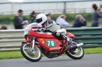 Mallory-park-Leicestershire;Mallory-park-photographs;Motorcycle-action-photographs;classic-bikes;event-digital-images;eventdigitalimages;mallory-park;no-limits-trackday;peter-wileman-photography;vintage-bikes;vintage-motorcycles;vmcc-festival-1000-bikes