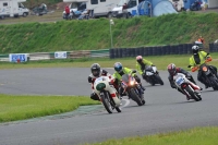 Mallory-park-Leicestershire;Mallory-park-photographs;Motorcycle-action-photographs;classic-bikes;event-digital-images;eventdigitalimages;mallory-park;no-limits-trackday;peter-wileman-photography;vintage-bikes;vintage-motorcycles;vmcc-festival-1000-bikes