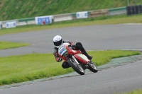 Mallory-park-Leicestershire;Mallory-park-photographs;Motorcycle-action-photographs;classic-bikes;event-digital-images;eventdigitalimages;mallory-park;no-limits-trackday;peter-wileman-photography;vintage-bikes;vintage-motorcycles;vmcc-festival-1000-bikes