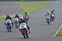 Mallory-park-Leicestershire;Mallory-park-photographs;Motorcycle-action-photographs;classic-bikes;event-digital-images;eventdigitalimages;mallory-park;no-limits-trackday;peter-wileman-photography;vintage-bikes;vintage-motorcycles;vmcc-festival-1000-bikes