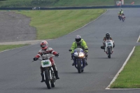 Mallory-park-Leicestershire;Mallory-park-photographs;Motorcycle-action-photographs;classic-bikes;event-digital-images;eventdigitalimages;mallory-park;no-limits-trackday;peter-wileman-photography;vintage-bikes;vintage-motorcycles;vmcc-festival-1000-bikes