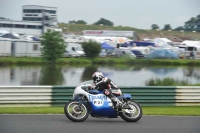 Mallory-park-Leicestershire;Mallory-park-photographs;Motorcycle-action-photographs;classic-bikes;event-digital-images;eventdigitalimages;mallory-park;no-limits-trackday;peter-wileman-photography;vintage-bikes;vintage-motorcycles;vmcc-festival-1000-bikes