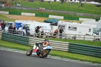 Mallory-park-Leicestershire;Mallory-park-photographs;Motorcycle-action-photographs;classic-bikes;event-digital-images;eventdigitalimages;mallory-park;no-limits-trackday;peter-wileman-photography;vintage-bikes;vintage-motorcycles;vmcc-festival-1000-bikes