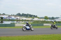 Mallory-park-Leicestershire;Mallory-park-photographs;Motorcycle-action-photographs;classic-bikes;event-digital-images;eventdigitalimages;mallory-park;no-limits-trackday;peter-wileman-photography;vintage-bikes;vintage-motorcycles;vmcc-festival-1000-bikes