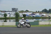 Mallory-park-Leicestershire;Mallory-park-photographs;Motorcycle-action-photographs;classic-bikes;event-digital-images;eventdigitalimages;mallory-park;no-limits-trackday;peter-wileman-photography;vintage-bikes;vintage-motorcycles;vmcc-festival-1000-bikes